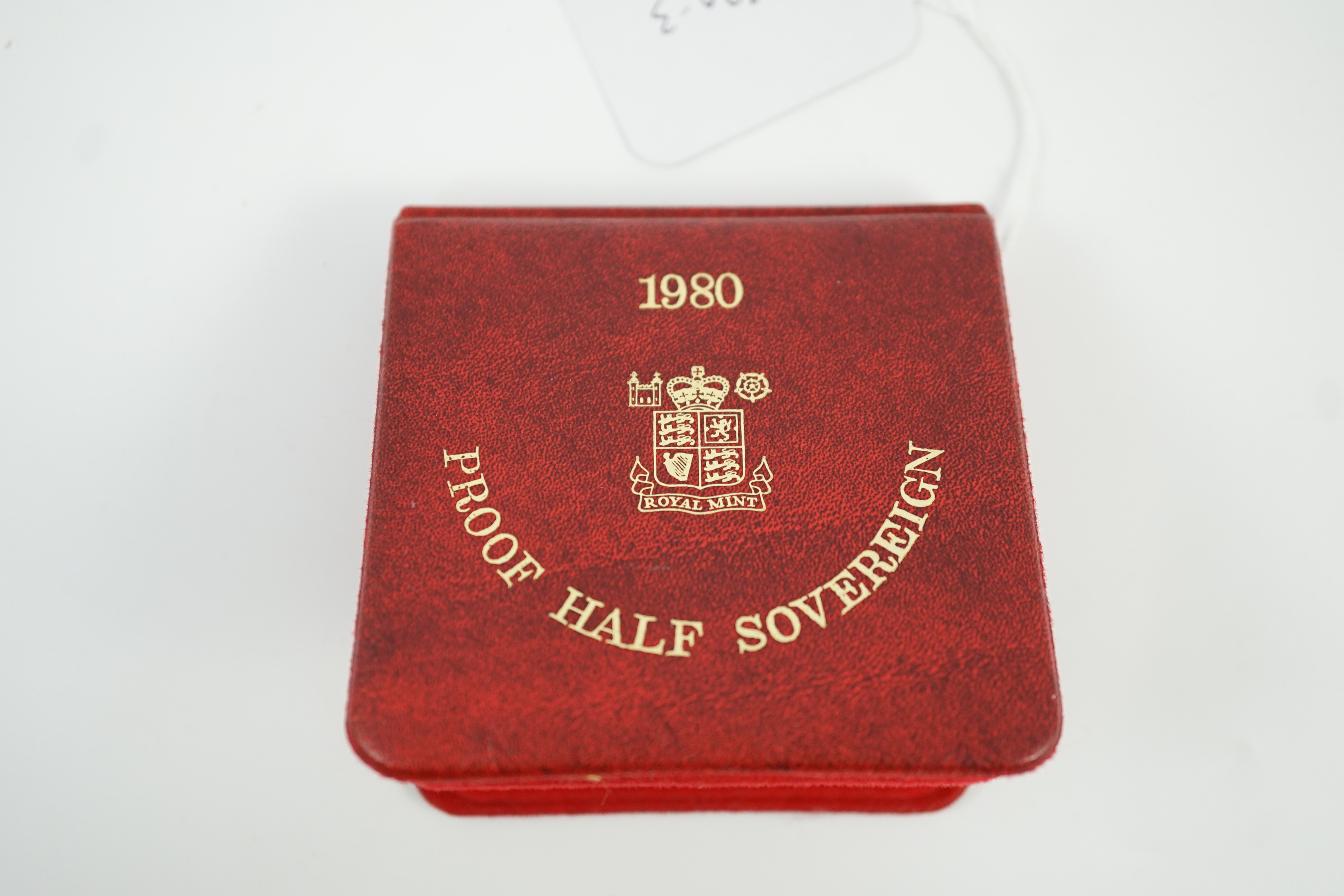 Elizabeth II (1952-2022), Royal Mint Proof Half-Sovereign, 1980, cased
